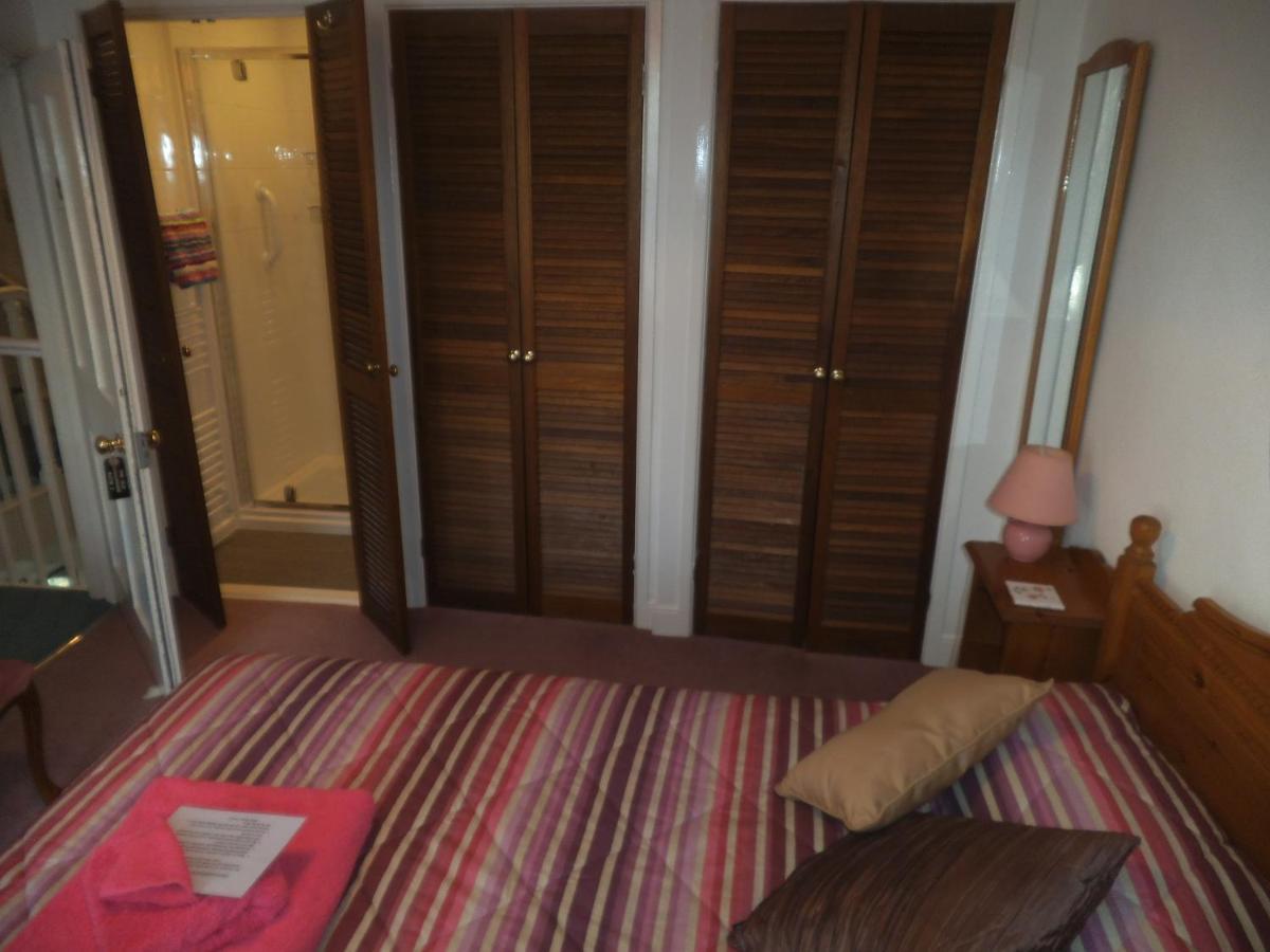 The Old Bakehouse Bed & Breakfast Colyton Dış mekan fotoğraf
