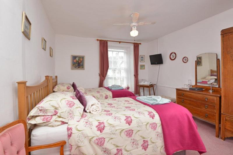 The Old Bakehouse Bed & Breakfast Colyton Dış mekan fotoğraf